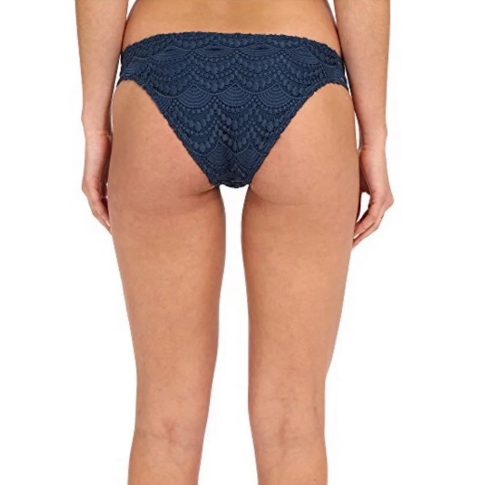 Bikini Set Medium - Picture 6 of 8